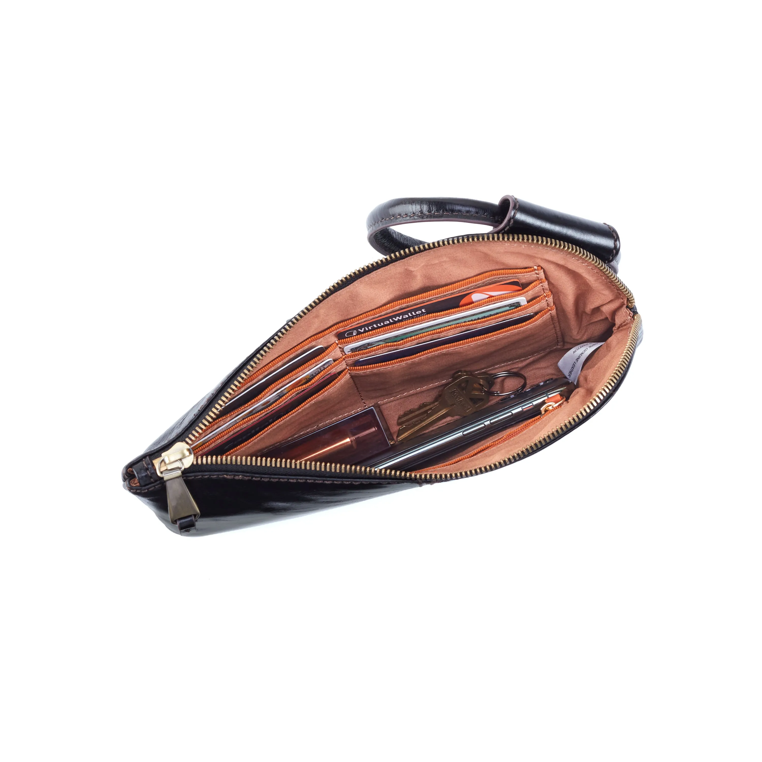 Sable Wristlet In Polished Leather - Truffle