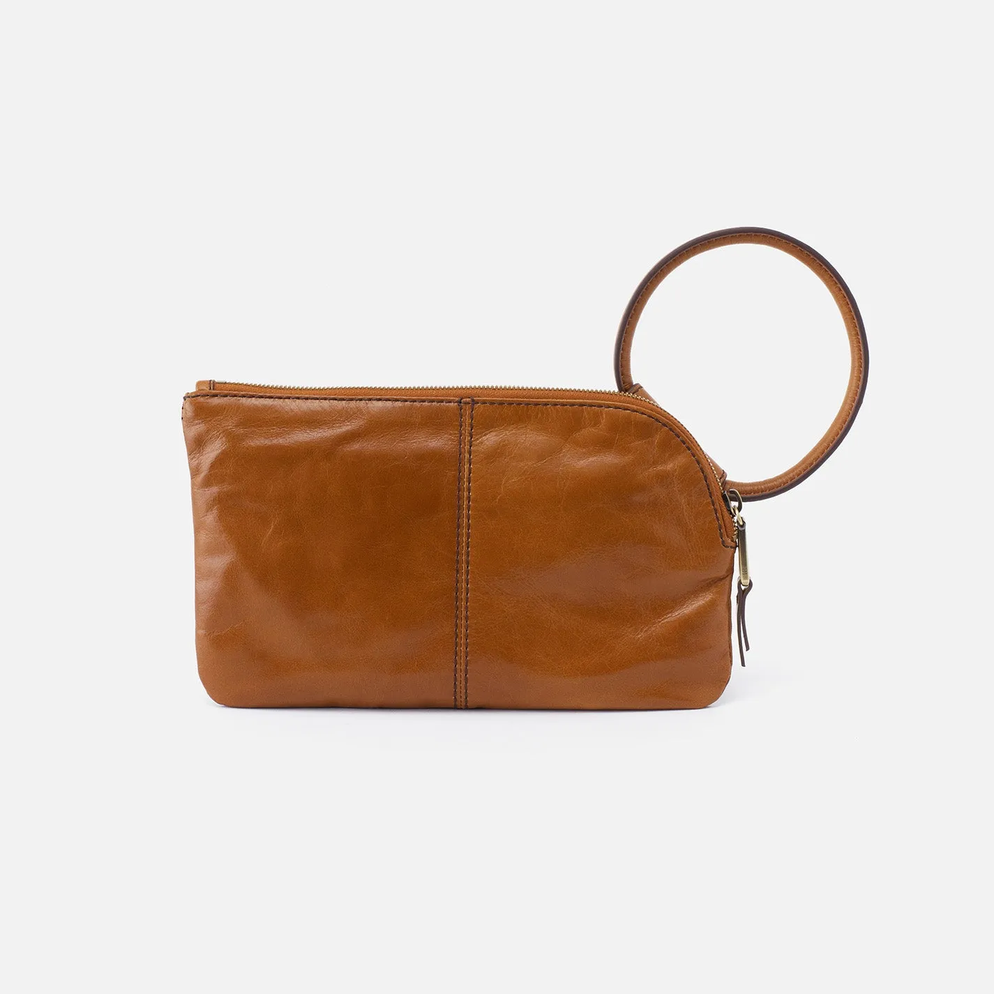 Sable Wristlet In Polished Leather - Truffle